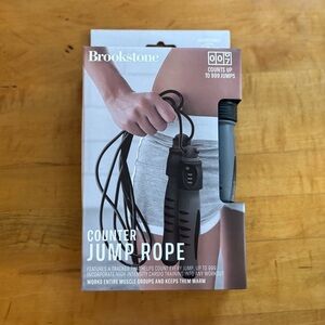 Brookstone Counter Jump Rope For‎ Fitness Counts Up To 999 Jumps Adjustable NEW